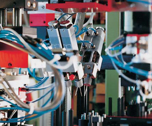 Dual Cartridge metering valves on industrial application
